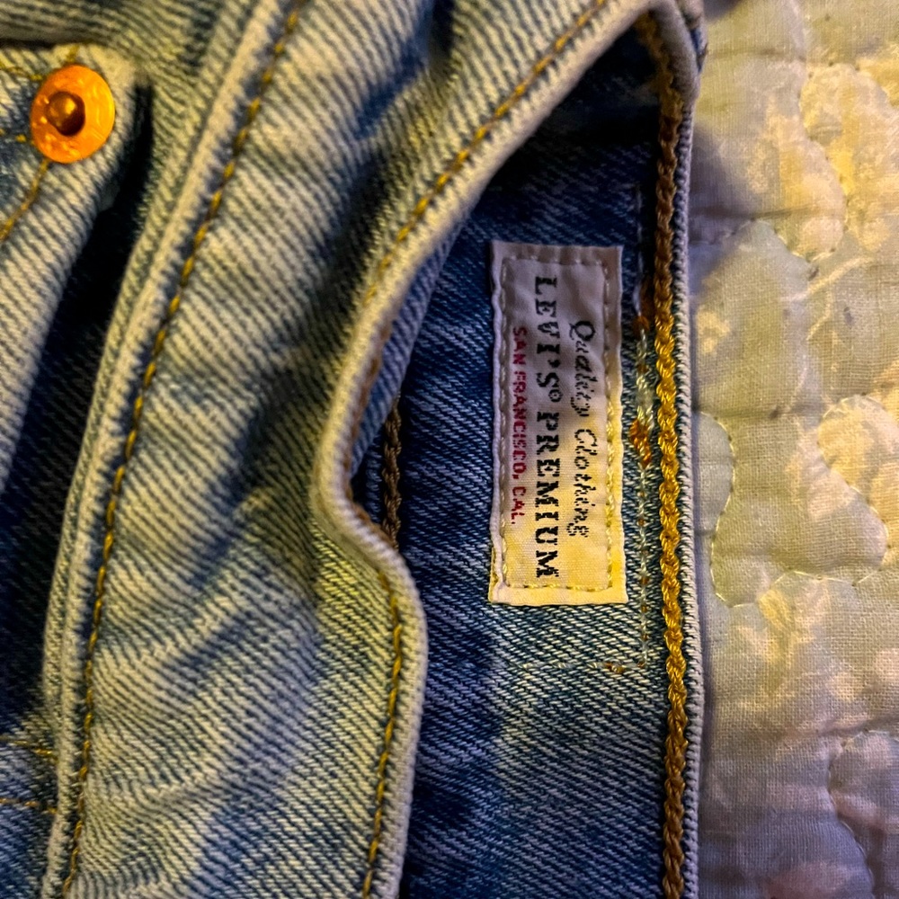 Levis Wedgie fit Jeans Size 27